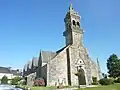 L'église paroissiale Saint-Pierre : la façade.