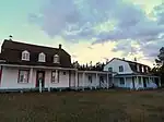 Les bâtiments