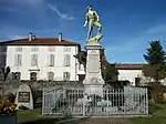 Monument aux morts.