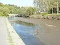 La Douffine à Ty-Beuz et le quai de l'ancien port.