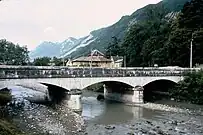 Le « pont de pierre » de Vif, enjambant le lit de la Gresse.