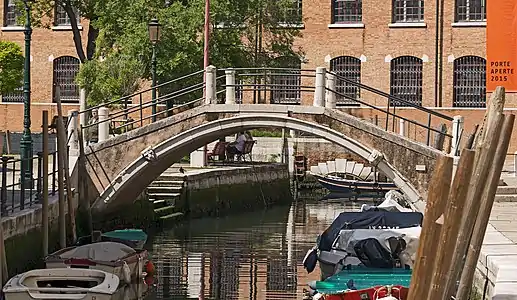 ponte San Nicolò reliant la Fondamenta de le Terese à l'Église San Nicolò dei Mendicoli