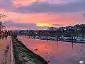 Port au coucher su soleil