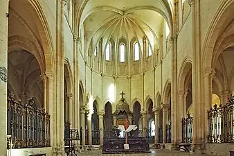 Chœur et autel Classé MH (1991).
