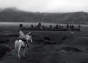 Temple hindouiste dans la caldeira Tengger.