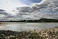 Port vu de la rive gauche de la Loire.