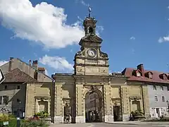 Porte Saint-Pierre de Pontarlier (XVIIIe siècle).