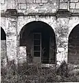 porte d'entrée du château en 1981