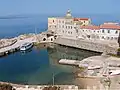Vue du port et Palais Specola.