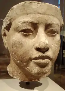 Étude de portrait supposée d'Amenhotep&nbsp;III, Ägyptisches Museum, Berlin.