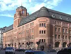 Poste centrale,à NorrmalmStockholm 59° 19′ 56″ N, 18° 03′ 33″ E