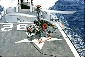 Un QH-50 à bord du USS Allen M. Sumner (DD-692) en 1967.