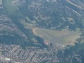 Vue aérienne de la Royal Air Force Station de Kenley (Aout 2013)