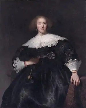 Le portrait de la femme (à droite).