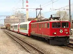 Ge 6/6 II no 703 entre Coire et Landquart.