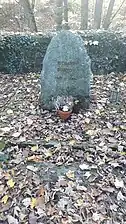 Tombe de R. Burton.
