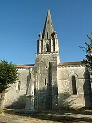 Le clocher.