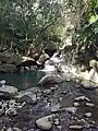 Rivière Caillou, bassin près de la chute
