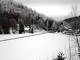 C'est la rivière La-Carpe qui prend sa source dans le Lac-de-la-Carpe au nord du Lac-Des-Plages et qui se déverse dans celui-ci.