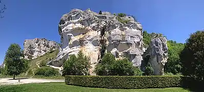 Les rochers du Saussois, dans le sud.