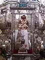 Rose d'or décernée à la Vierge de la Cabeza (es) dans sa basilique (Espagne).