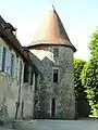 La tour vue du sud-est.