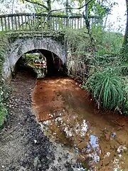 Ruisseau de Capit, à hauteur de l'ancien pont ferroviaire sur la ligne Labouheyre-Mimizan (piste cyclable actuellement)
