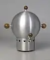 Cafetière en aluminium (1935).