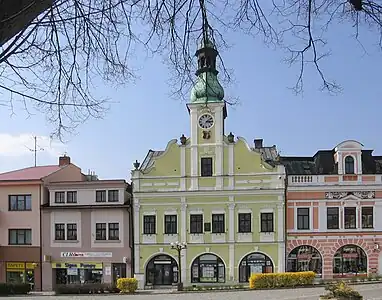 Hôtel de ville.