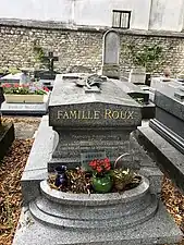 Tombe.