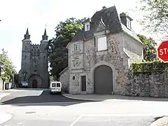 L'église dédiée à saint Maurice et saint Exupère.