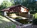 Lavoir à l'entrée nord du village (oct.&nbsp;2012)