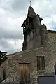 Le clocher-mur de l'église Saint-Martin (août&nbsp;2011).