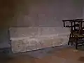 Sarcophage à l'intérieur de l'église (juin&nbsp;2009)