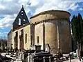 Vue sud-est de l'église et son chevet (avr.&nbsp;2013)