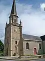 La façade extérieure de l'église paroissiale.