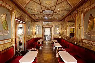 La Salle orientale.