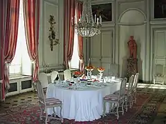 La salle à manger.