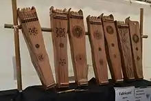 &nbsp;Tambourin à cordes