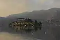 L'ile Saint-Jules avec une légère brume. Décembre 2019.