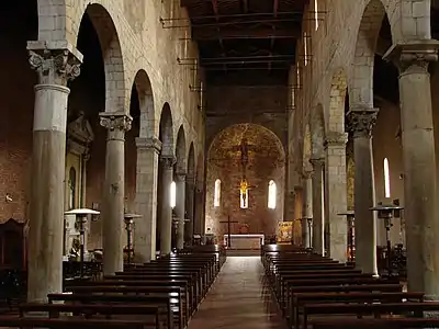 Intérieur.
