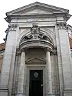 Façade.