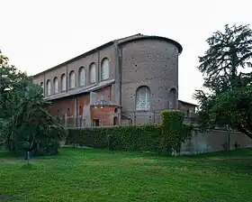 L'église vue de l'abside.