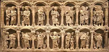 Sarcophage à deux registresDeuxième travée, mur nord.