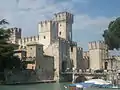 Le château médiéval.
