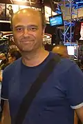 Scott Adsit interprète Pete Hornberger