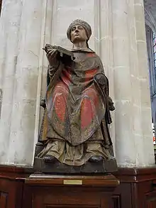 Saint Germain l'Auxerrois, sculpture en bois polychrome datée du XVe siècle.