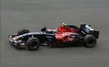 Photo de la Toro Rosso STR2B de Sebastian Vettel