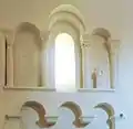 La double arcature et les chapiteaux
