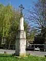 Calvaire devant le moulin Saint-Rieul.